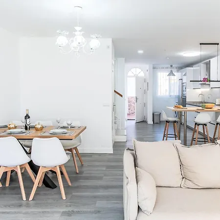 Cheng By Interhome Nyaraló Nerja