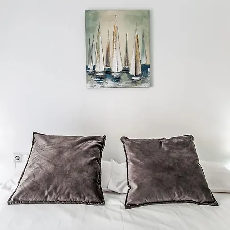 Cheng By Interhome * Nerja